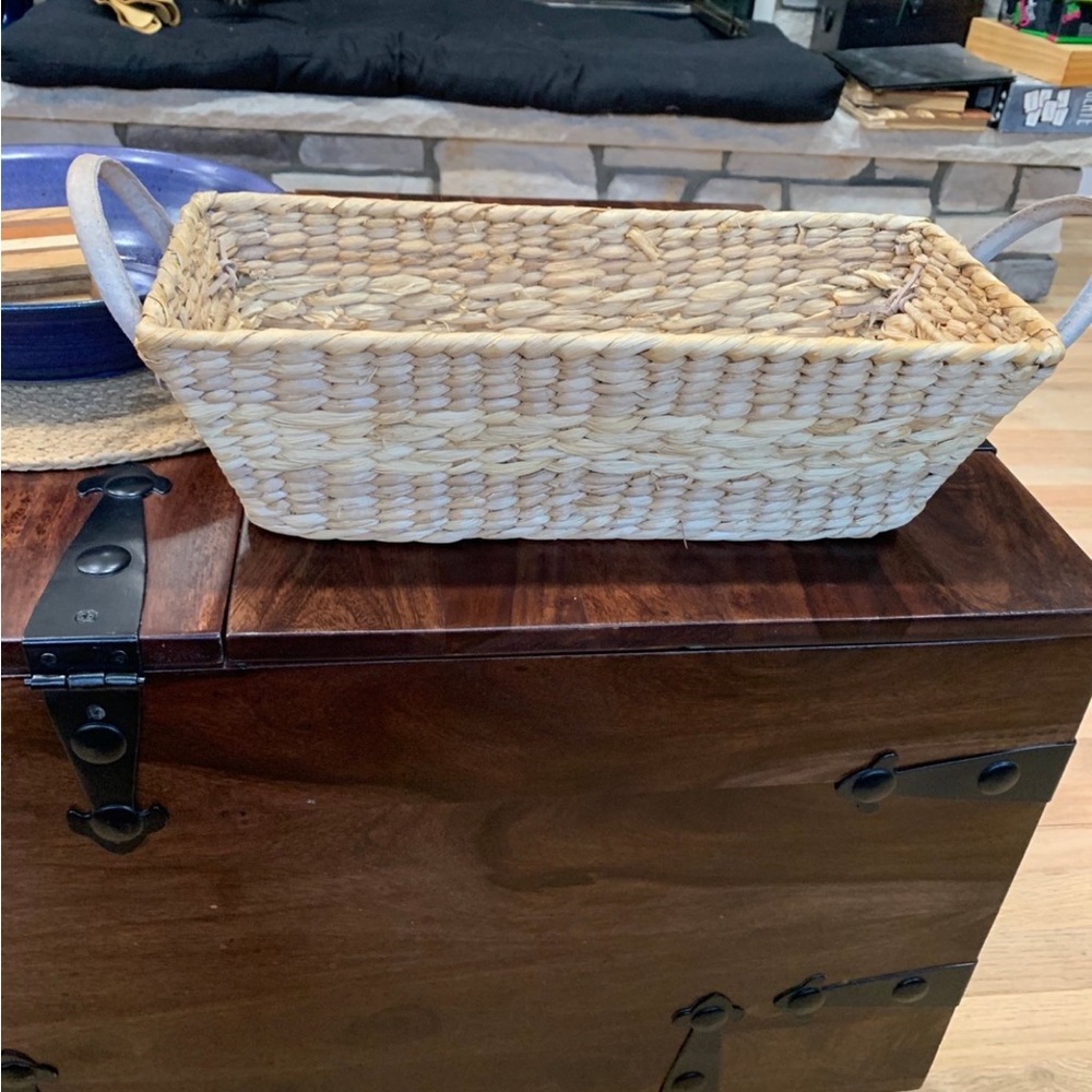 Wicker basket with handles